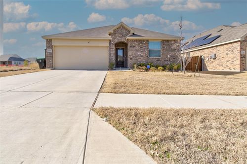3209 Elk Camp Rd, Aubrey, TX, 76227-1392 | Card Image