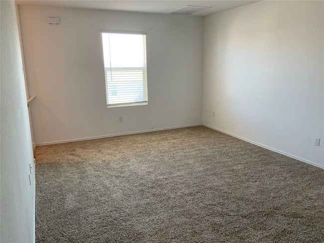 345 Soapstone Pass, House other with 4 bedrooms, 3 bathrooms and 4 parking in Maxwell TX | Image 5