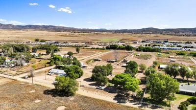 541 S Dunivin Lane, House other with 4 bedrooms, 3 bathrooms and null parking in Dewey AZ | Image 3