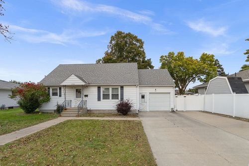 2966 Linden Drive, Columbus, NE, 68601 | Card Image