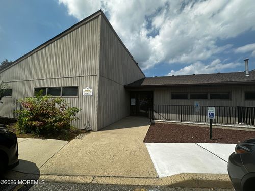 a1-525 Highway 70, Lakewood, NJ, 08701-5847 | Card Image