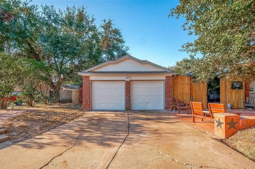 18211 Dinner Creek Dr, Katy, TX, 77449-4452 | Card Image