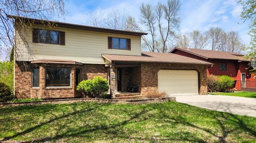 1937 19th St S, Fargo, ND, 58103-4716 | Card Image