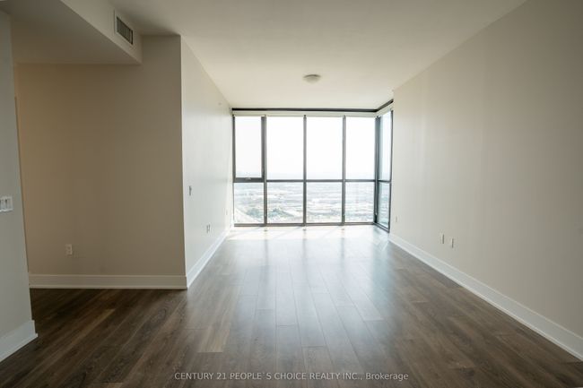 3601 - 2908 Highway 7, Condo with 3 bedrooms, 2 bathrooms and 1 parking in Vaughan ON | Image 5