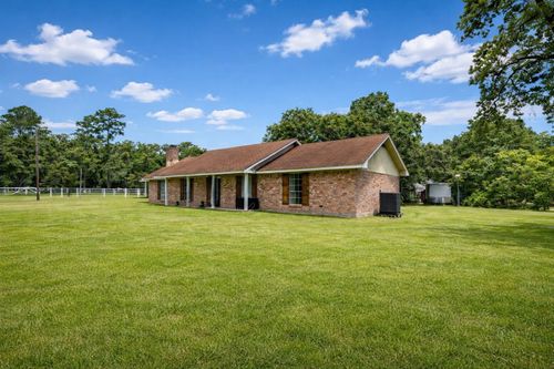 15486 W Loop Dr, Plantersville, TX, 77363-7759 | Card Image