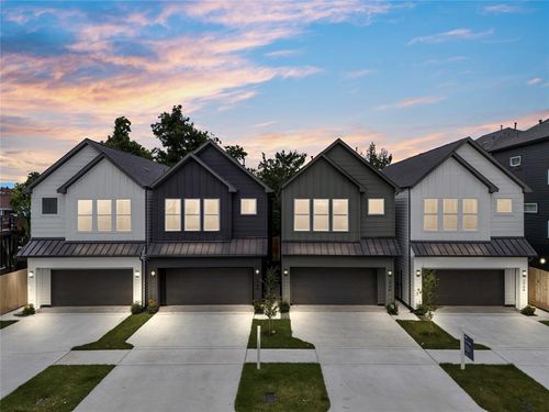 2706 Fox St, Houston, TX, 77003-1114 | Card Image