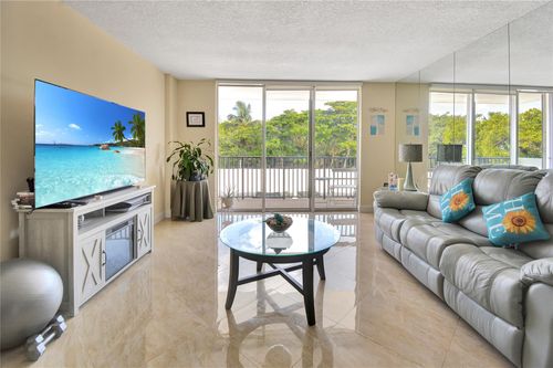 2121 N Ocean Blvd, Boca Raton, FL, 33431-7828 | Card Image