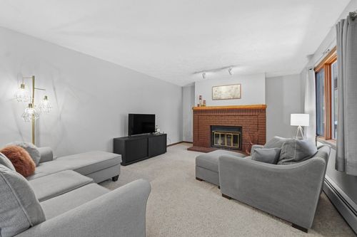 3906 Sherwood Forest Dr, Traverse City, MI, 49686-3989 | Card Image