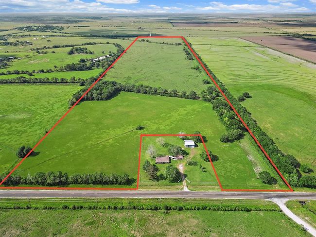 11221 State Highway 65, House other with 3 bedrooms, 2 bathrooms and 2 parking in Winnie TX | Image 32