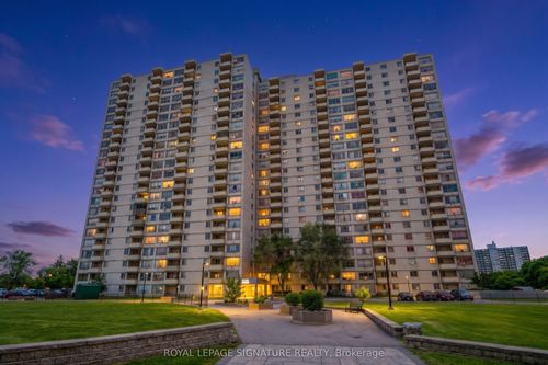 1008-340 Dixon Rd, Etobicoke, ON, M9R1T1 | Card Image