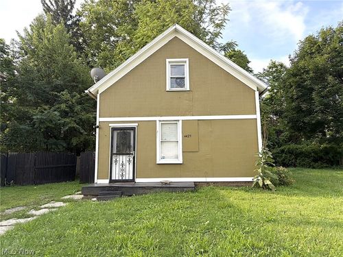 4429 Hyde Ave, Cleveland, OH, 44109-1039 | Card Image
