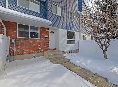 5 - 4769 Hubalta Road Se, Home with 3 bedrooms, 1 bathrooms and 1 parking in Calgary AB | Card Image