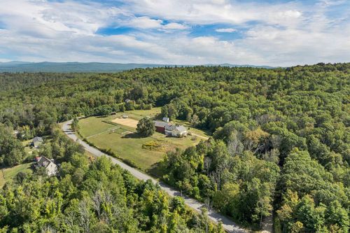 28 Sanderson Dr, Pittsfield, NH, 03263-3506 | Card Image