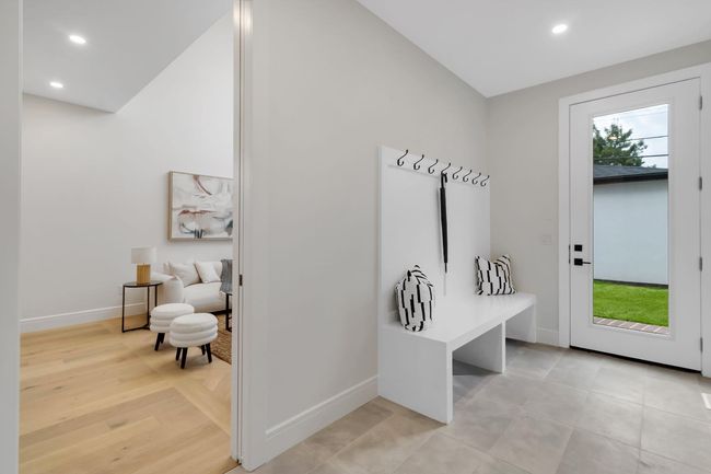 2118 Victoria Cres Nw, House other with 4 bedrooms, 4 bathrooms and 2 parking in Calgary AB | Image 15