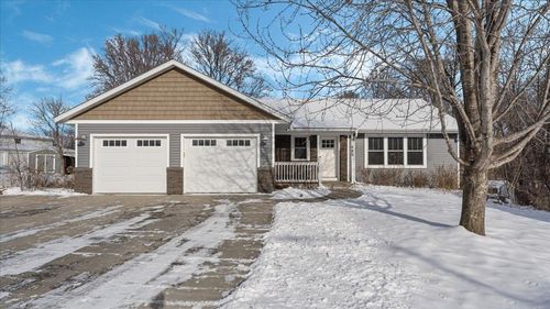 695 6th Street Se, Cokato, MN, 55321 | Card Image