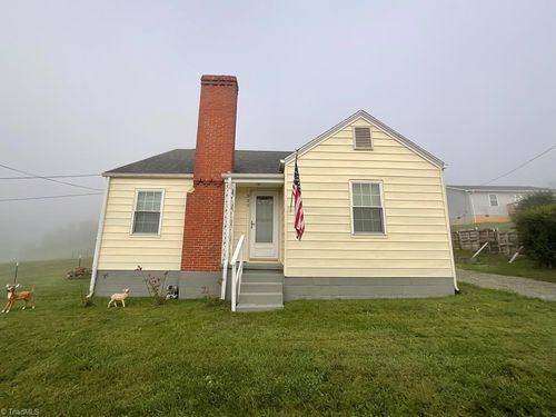 928 Eagle Bottom Rd, Fries, VA, 24330-3706 | Card Image