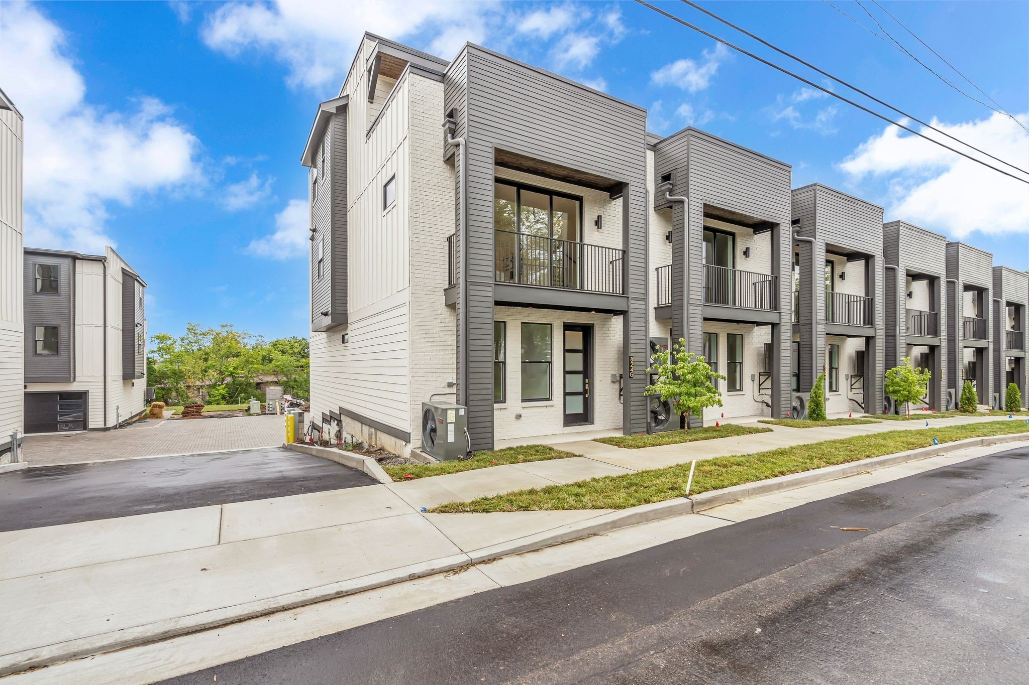 Watts Ln, Nashville, TN 37209