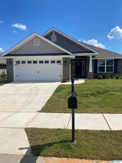 121 Sorrelweed Dr, Madison, AL, 35756-5904 | Card Image