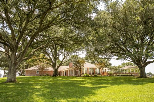 2900 Indian Paint Brush Rd, Brenham, TX, 77833-8731 | Card Image