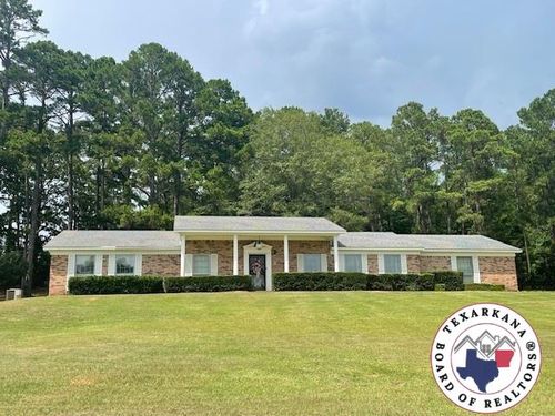 403 E Pinecrest Dr, Atlanta, TX, 75551-3235 | Card Image