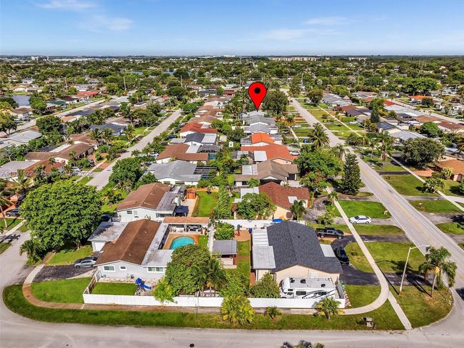 8970 Johnson St, House other with 3 bedrooms, 2 bathrooms and null parking in Pembroke Pines FL | Image 70