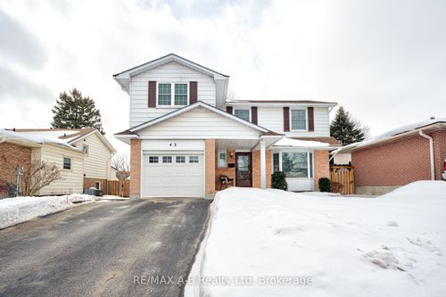 43 Sargint Street, Stratford, ON, N5A7E2 | Card Image