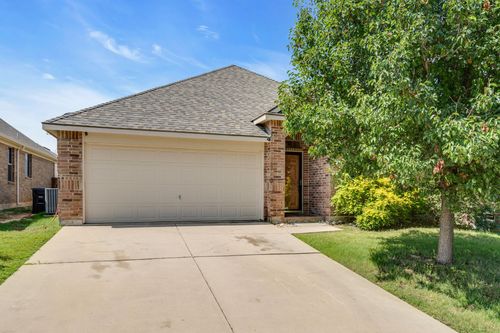 3908 Cloud Cover Rd, Roanoke, TX, 76262-3826 | Card Image