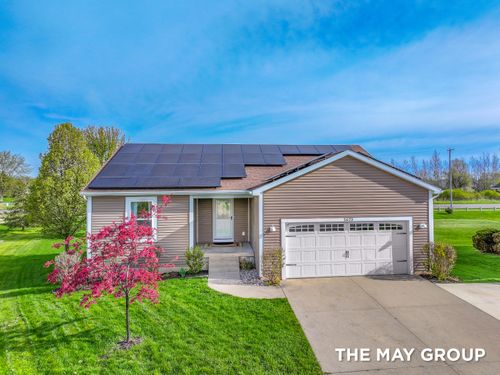 5623 Copper Corner Ct Se, Caledonia, MI, 49316-7439 | Card Image