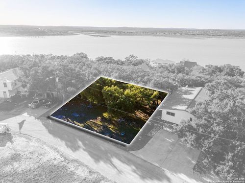 411 Carpenter Dr, Canyon Lake, TX, 78133-5783 | Card Image