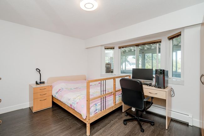 6074 Sherbrooke St, House other with 6 bedrooms, 4 bathrooms and 2 parking in Vancouver BC | Image 16