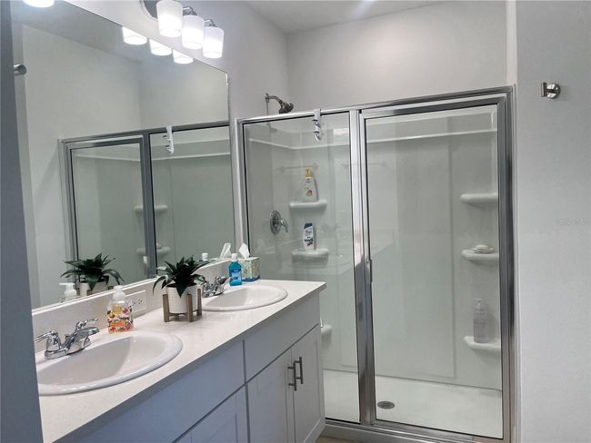 11306 Fieldstone Dr, House other with 3 bedrooms, 2 bathrooms and null parking in Palmetto FL | Image 13