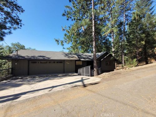 9651 St Helena Dr, Cobb, CA, 95426-1406 | Card Image