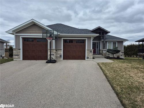 109 Tuffy Macdougall Crt, Harriston, ON, N0G1Z0 | Card Image