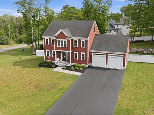 125 Winslow Way, Swansea, MA, 02777-1132 | Card Image