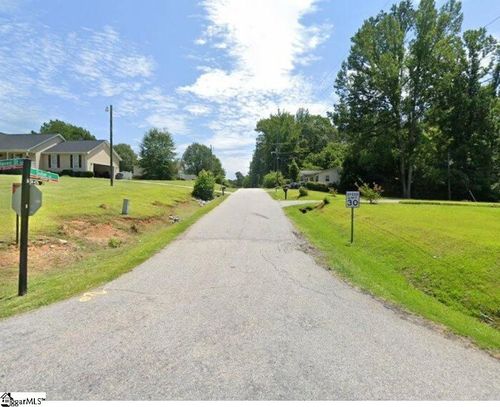 00 Caroline St, Laurens, SC, 29360 | Card Image