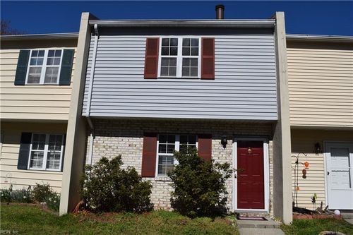 12773 Woodside Ln, Newport News, VA, 23602-2047 | Card Image