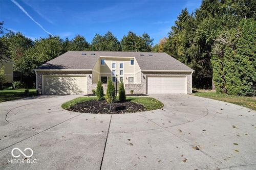9740 Lake Shore Dr E, Carmel, IN, 46280-1923 | Card Image