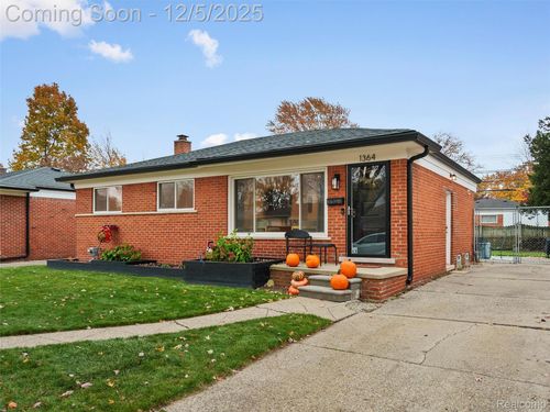 1364 Fontaine Ave, Madison Heights, MI, 48071-4818 | Card Image