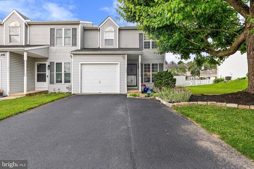 309 Parklawn Ct, LANCASTER, PA, 17601-2667 | Card Image