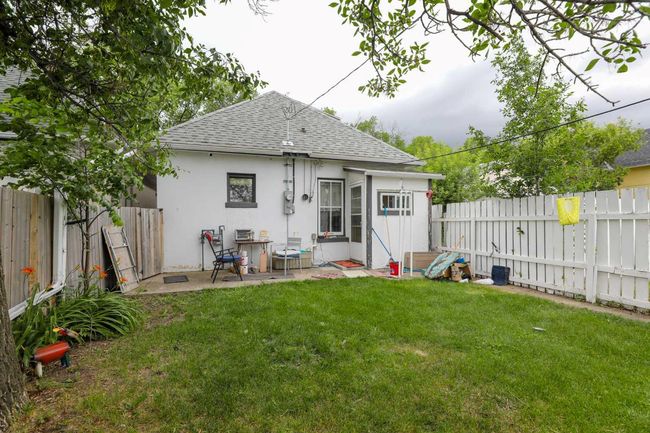 413 12c St N, House other with 3 bedrooms, 1 bathrooms and 1 parking in Lethbridge AB | Image 19