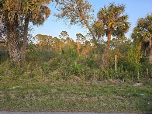 2592 Mcphearson Dr, PORT CHARLOTTE, FL, 33953 | Card Image