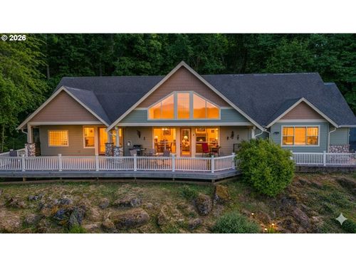 733 Queens Ave, Creswell, OR, 97426-7505 | Card Image