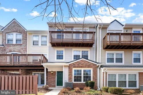 12569 Kempston Ln, WOODBRIDGE, VA, 22192-5064 | Card Image