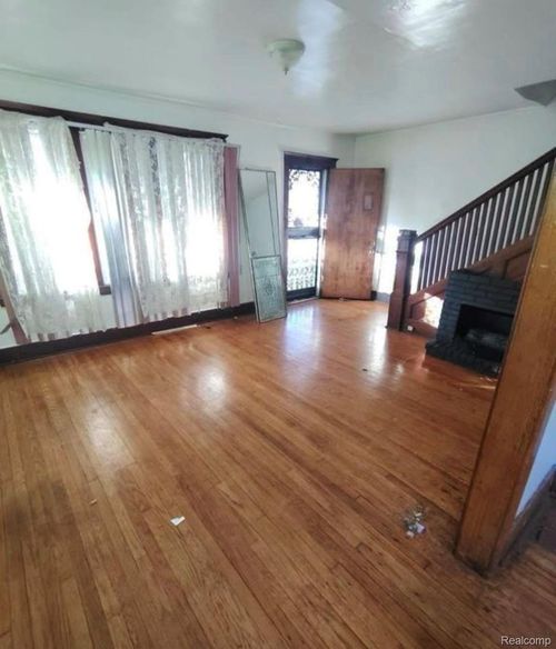 6534 E Firwood Street, Detroit, MI, 48210 | Card Image