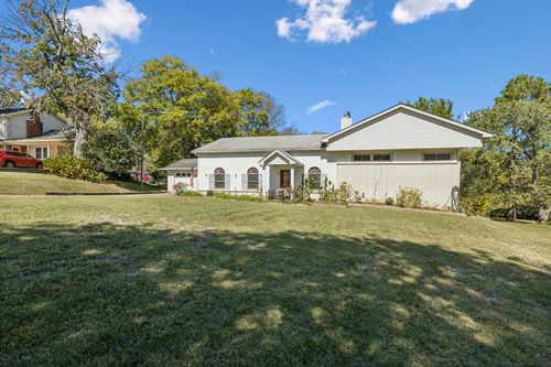 1010 Chadwell Dr, Madison, TN, 37115-3537 | Card Image