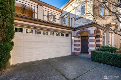 6215 101st Ct Ne, Kirkland, WA, 98033-6980 | Card Image