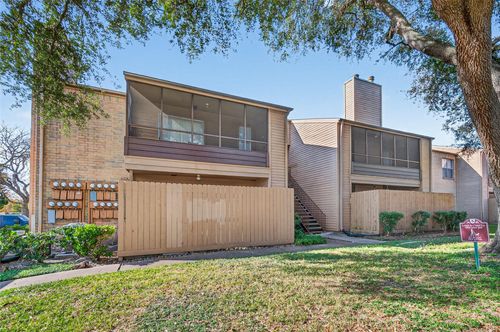 2505-10555 Turtlewood Ct, Houston, TX, 77072-2732 | Card Image