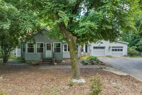 241 Calef Highway, Lee, NH, 03861 | Card Image