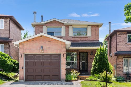 32 Woodward Cres, Ajax, ON, L1S5T4 | Card Image
