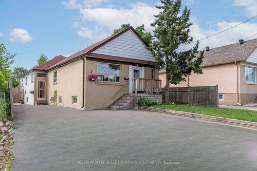 2-1 Dixon Rd, Etobicoke, ON, M9P2K9 | Card Image